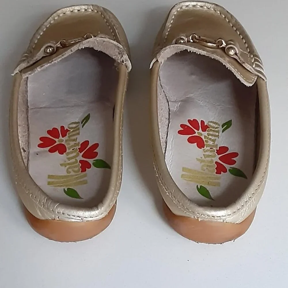 Naturino gold leather